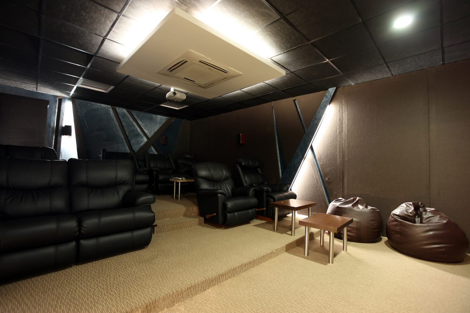 Home Theatre, Surajmal Vihar, Delhi