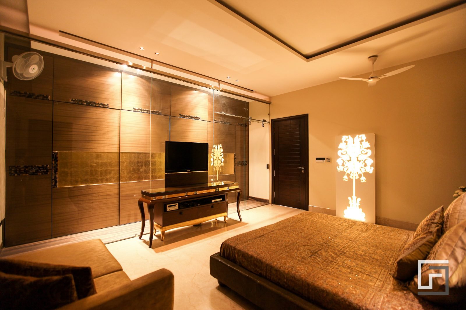 Naraina Residence